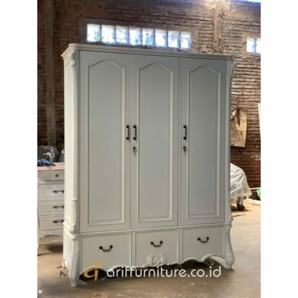 Lemari Pakaian 3 Pintu Minimalis - Gambar 3