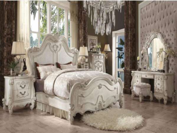 set tempat tidur klasik mewah