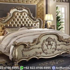 Tempat Tidur Mewah Classic Ukiran Royal