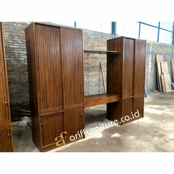 Lemari Pakaian Klasik 4 Pintu + Meja Rias - Gambar 4