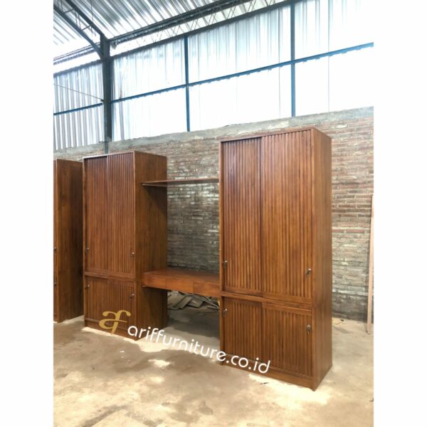 Lemari Pakaian Klasik 4 Pintu + Meja Rias - Gambar 5