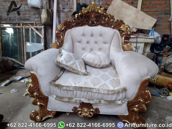 set sofa tamu mewah klasik jepara