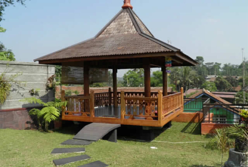 Pilih Bahan Kayu untuk Membuat Gazebo