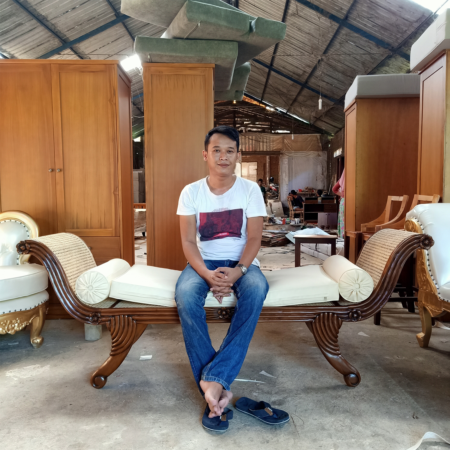 Sofa Mewah Arif Furniture Jepara