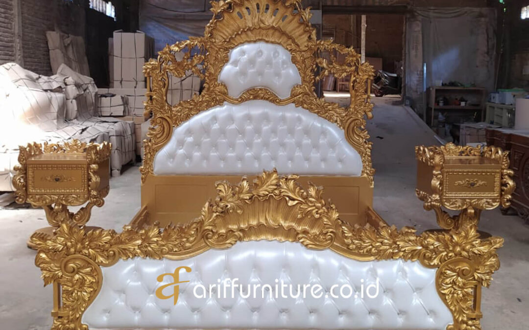 Tempat Tidur Mewah Dan Elegan