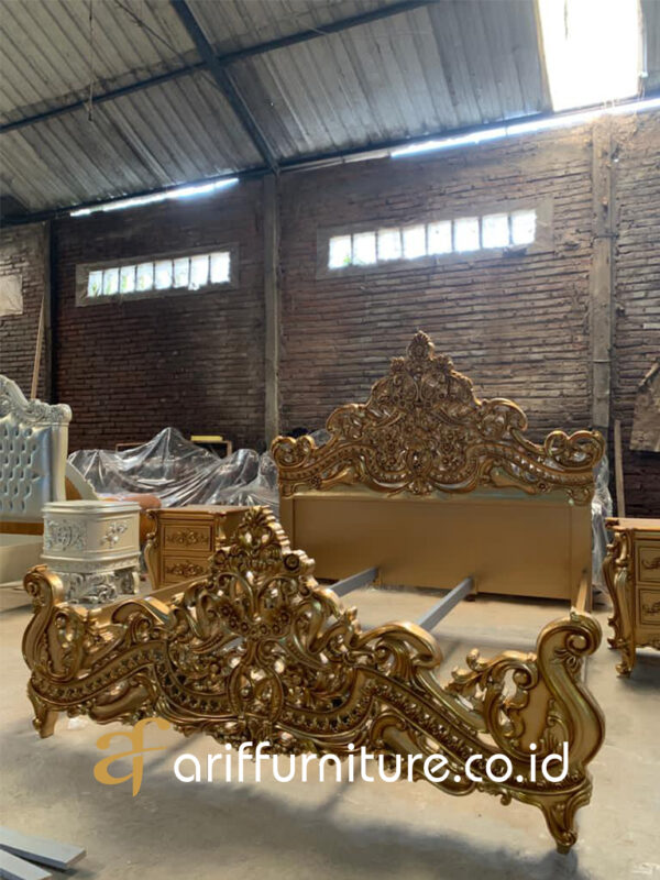 tempat tidur ukiran mewah klasik jepara modern jati