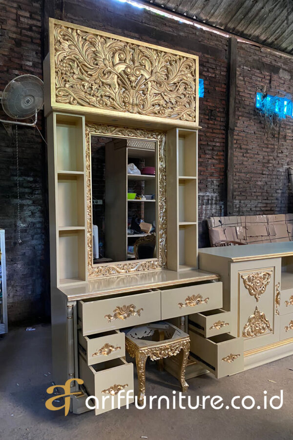 Set Lemari Pakaian Meja Rias dan Bufet TV - Gambar 7