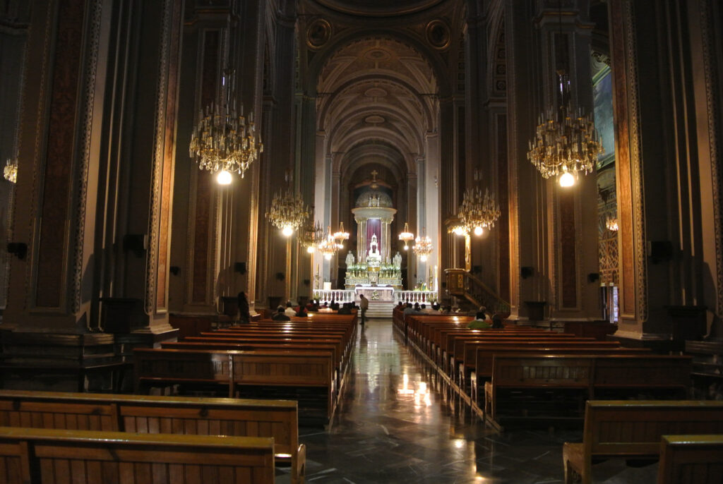 toko mebel gereja online