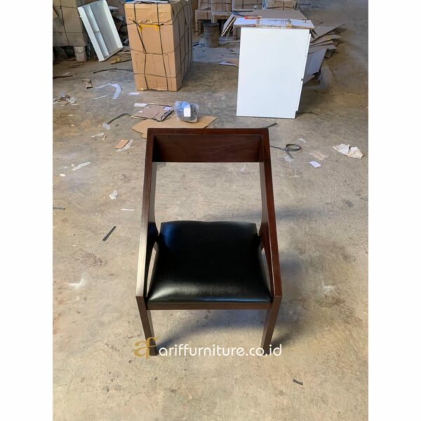 Kursi Cafe Klasik Minimalis Kayu - Gambar 5