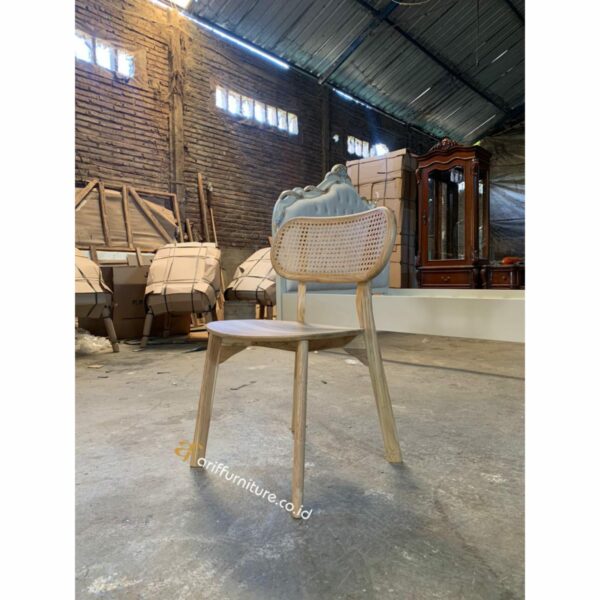 Kursi Cafe Minimalis Kayu Jati Mix Rotan - Gambar 3