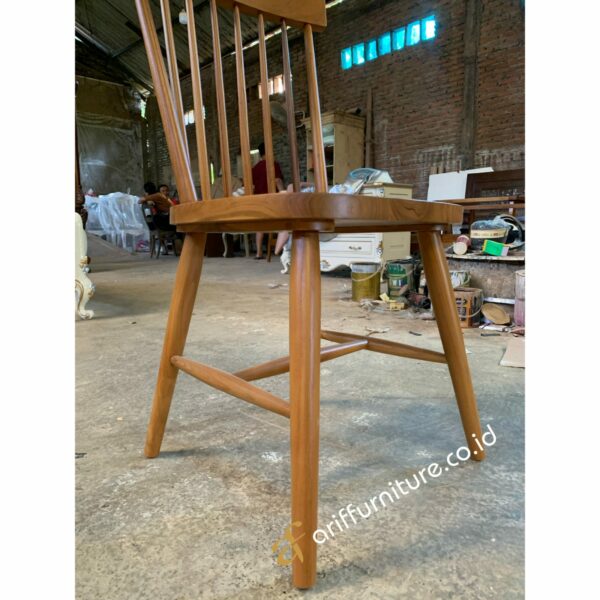 Kursi Cafe Sandaran Jari Jari Elegan - Gambar 5