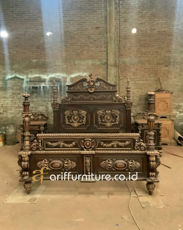 Aesthetic Tempat Tidur Mewah Jepara Luxury King Size - Gambar 2