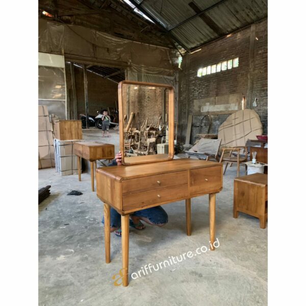 Meja Rias Minimalis Modern Terbaru Kayu Jati - Gambar 4