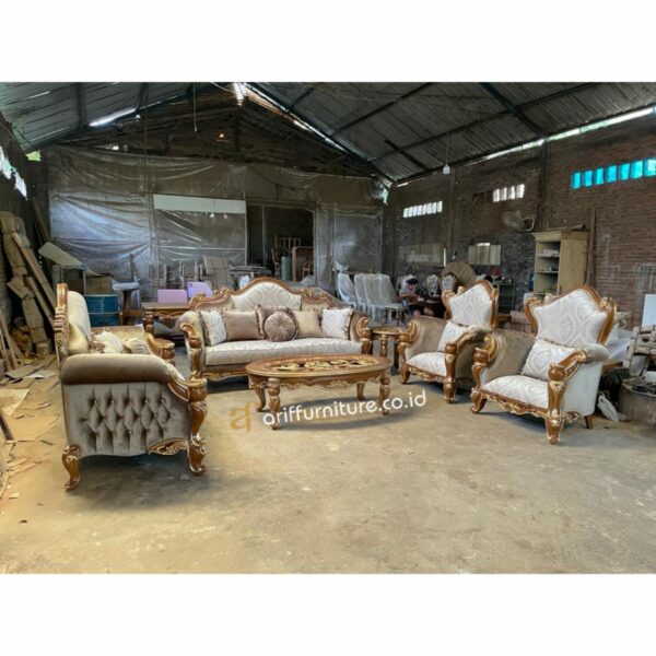 Set Sofa Tamu Mewah Ukiran Klasik Gold Jepara - Gambar 2