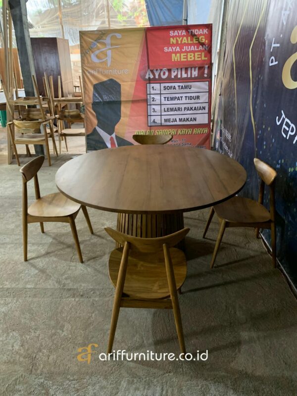Set Kursi Cafe Model Minimalis Modern - Gambar 3