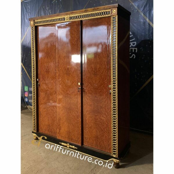 Lemari Pakaian 3 Pintu Veneer Jati Mewah - Gambar 3