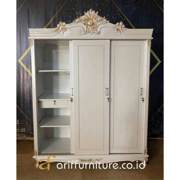 Lemari Pakaian Sliding 3 Pintu Ukir Klasik - Gambar 6