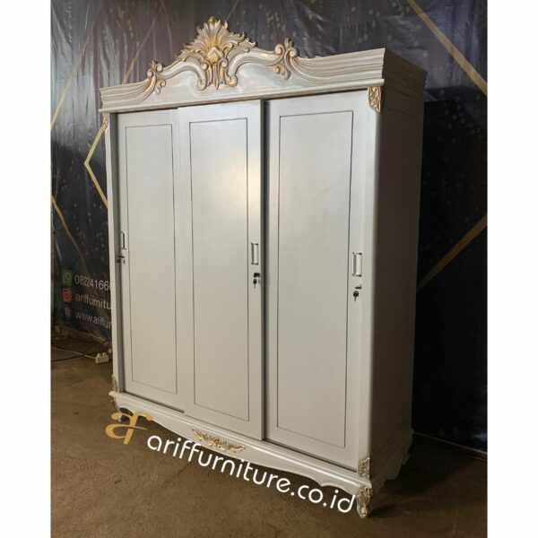 Lemari Pakaian Sliding 3 Pintu Ukir Klasik - Gambar 4