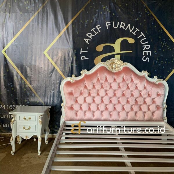Tempat Tidur Set Kamar Mewah Ukiran Jepara - Gambar 4
