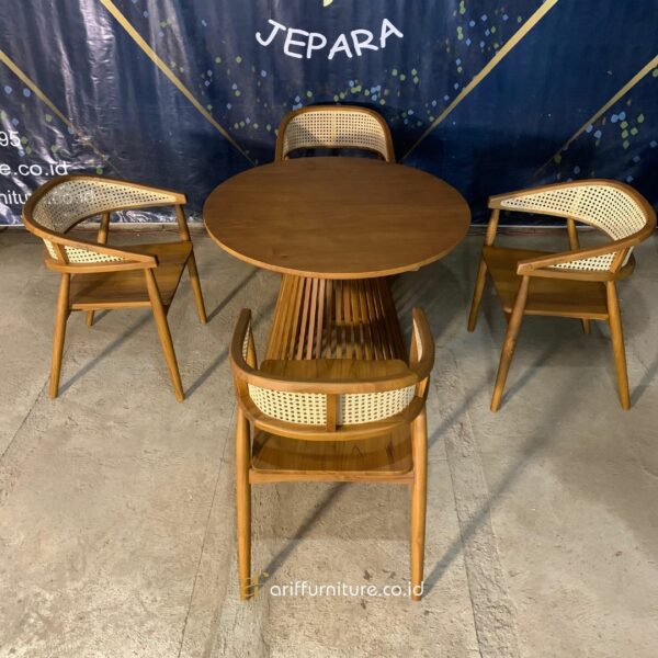 Set Kursi Cafe Kayu Jati Rotan Klasik Modern - Gambar 3