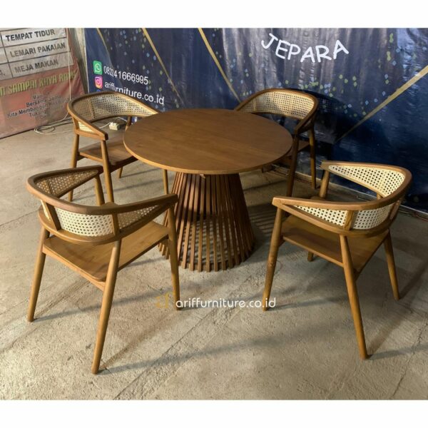 Set Kursi Cafe Kayu Jati Rotan Klasik Modern - Gambar 4