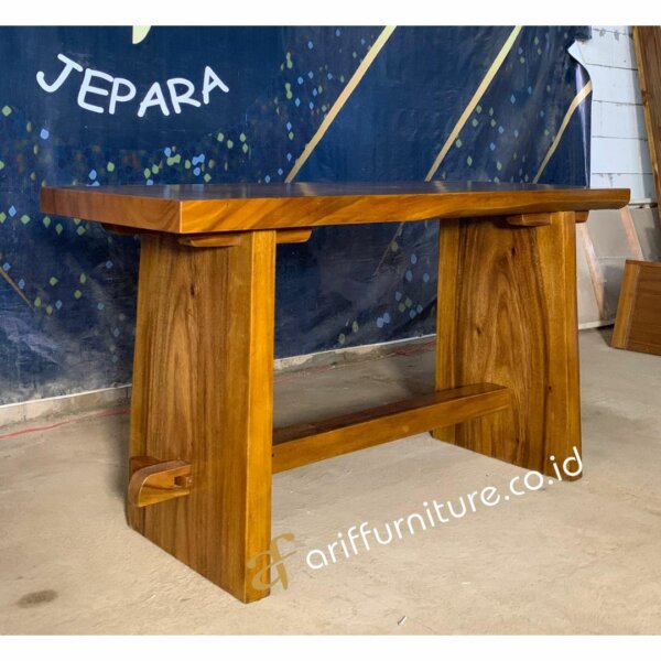 Meja Makan Sederhana Kayu Trembesi Solid - Gambar 4