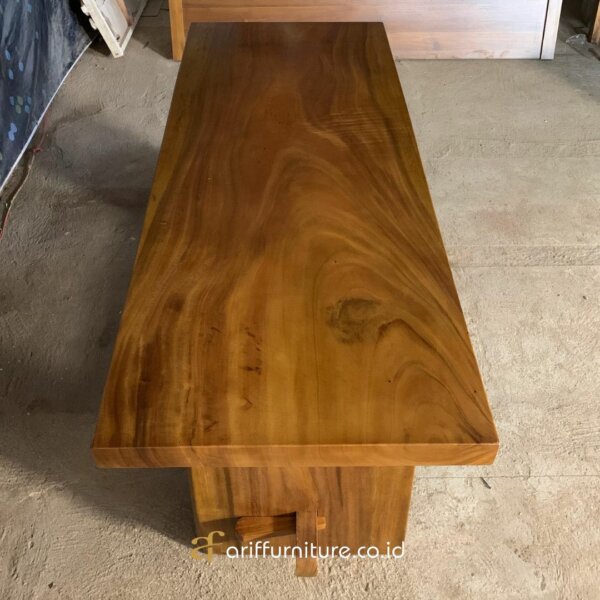 Meja Makan Sederhana Kayu Trembesi Solid - Gambar 5