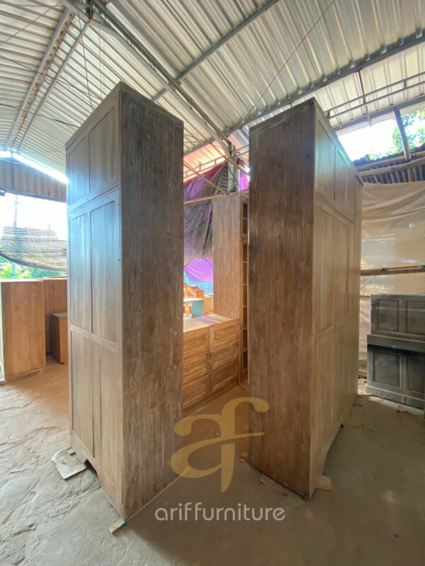 Lemari Pakaian Kayu Jati Antik Jepara Custom AF-03 - Gambar 4