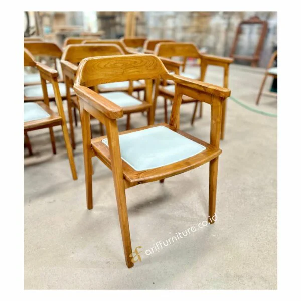 Kursi Makan Cafe Retro Sandaran Modern AF-23 - Gambar 3