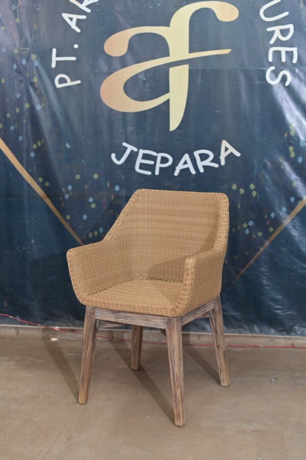 Kursi Makan Cafe Outdoor Rotan Sintetis - Gambar 3