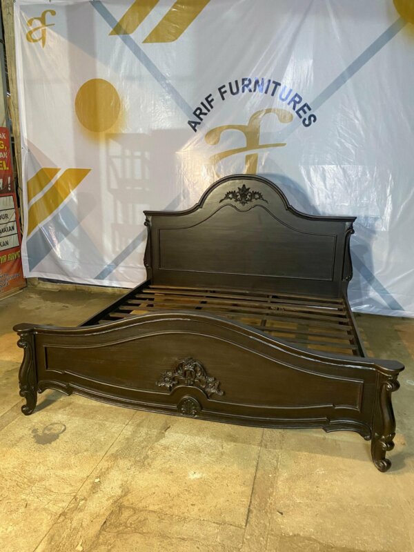 Dipan Klasik Tempat Tidur Kayu Jati Jepara - Gambar 3