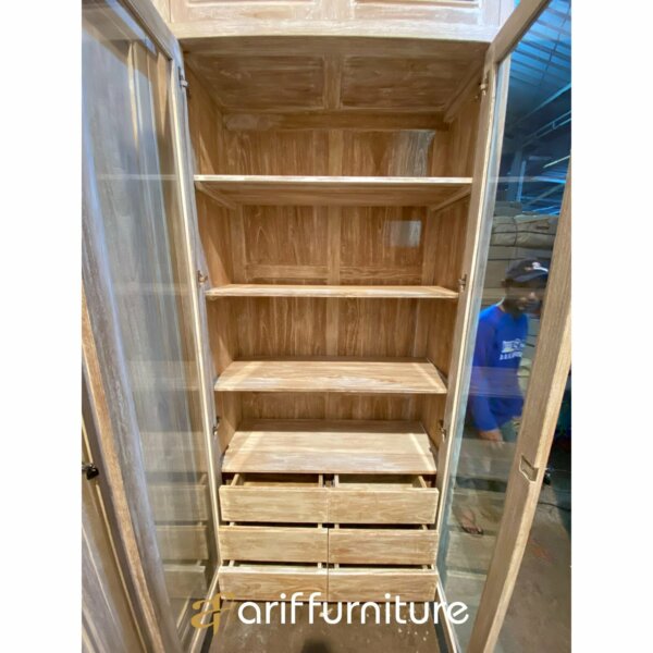 Lemari Pakaian Minimalis Pintu Jalusi Kayu Jati - Gambar 4
