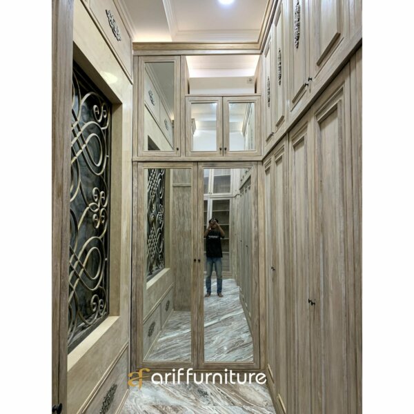 Lemari Pakaian Kayu Jati Model Pintu Kaca Minimalis - Gambar 20
