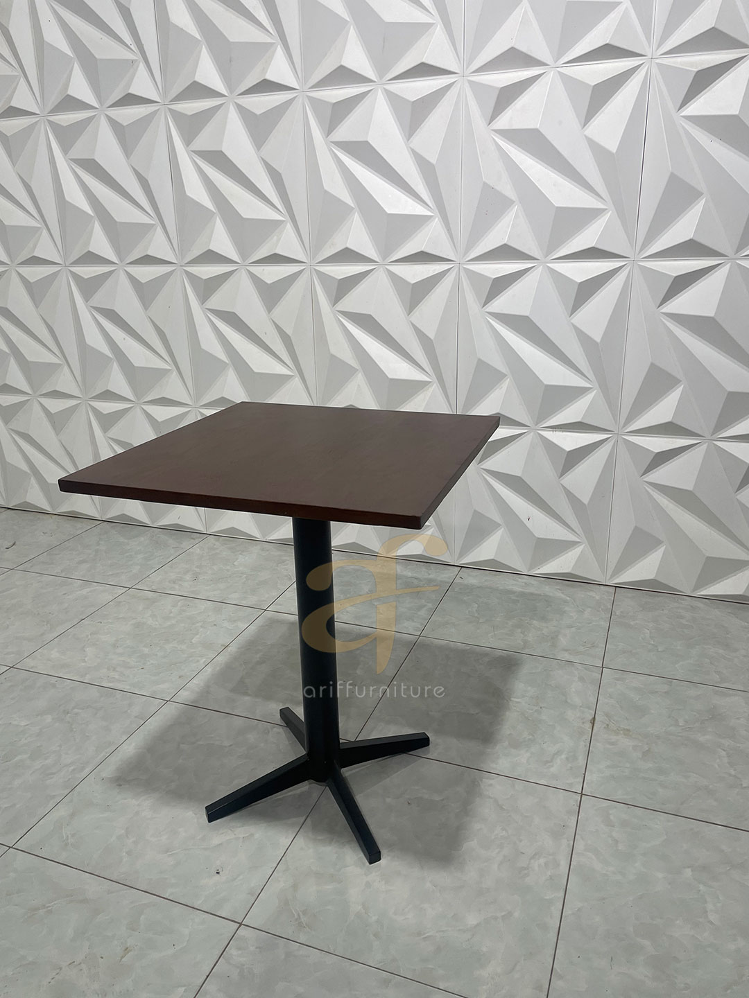 Meja Cafe Kayu Jati Kaki Besi Furniture Industrial - Gambar 4