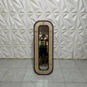 Standing Miror Aestetic Kayu Jati Mix Rotan