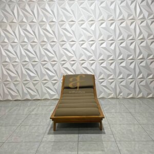 Furniture Outdoor Kursi Berjemur Dengan Bantalan