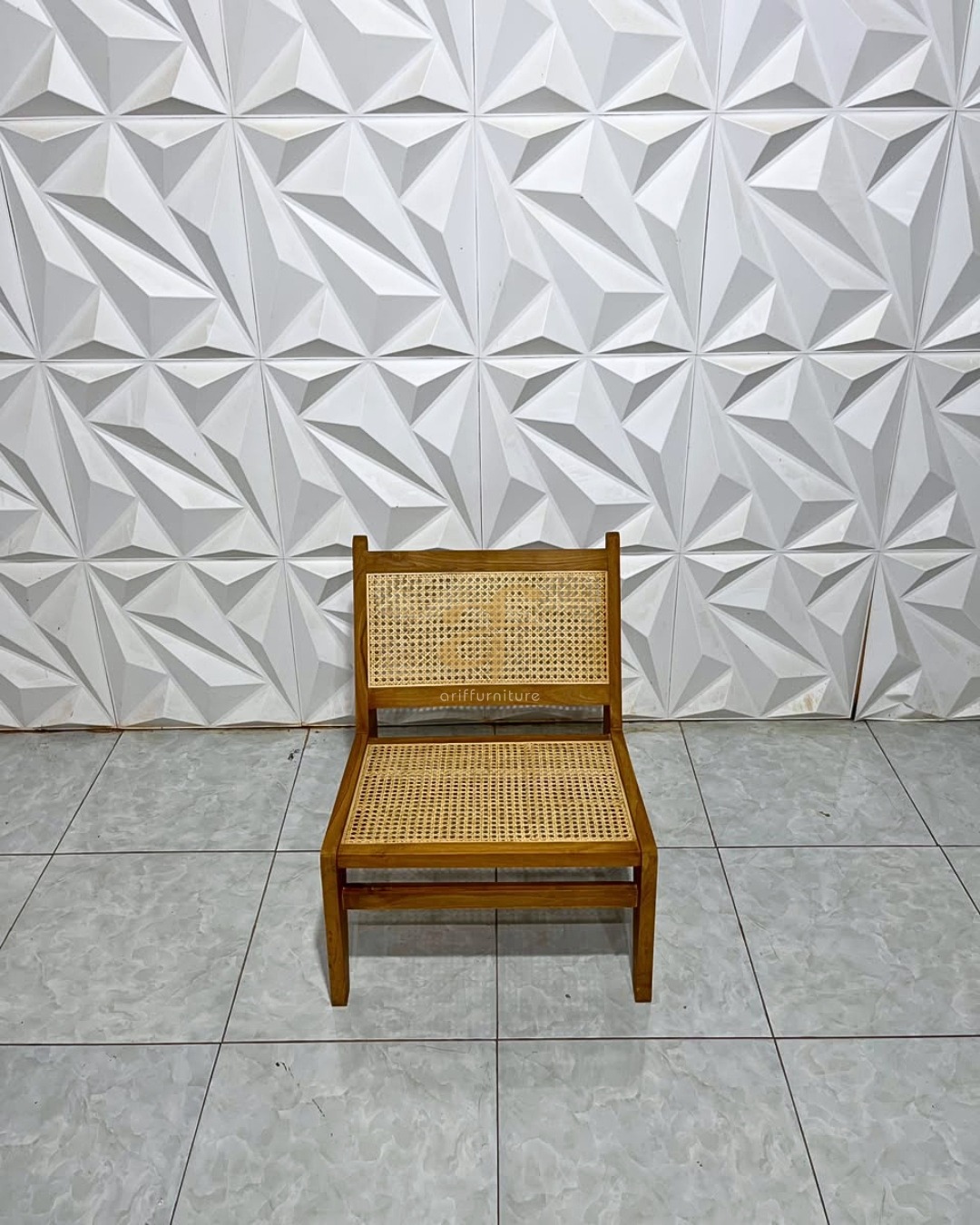 Kursi Santai Outdoor Teras Taman Minimalis Kayu Jati