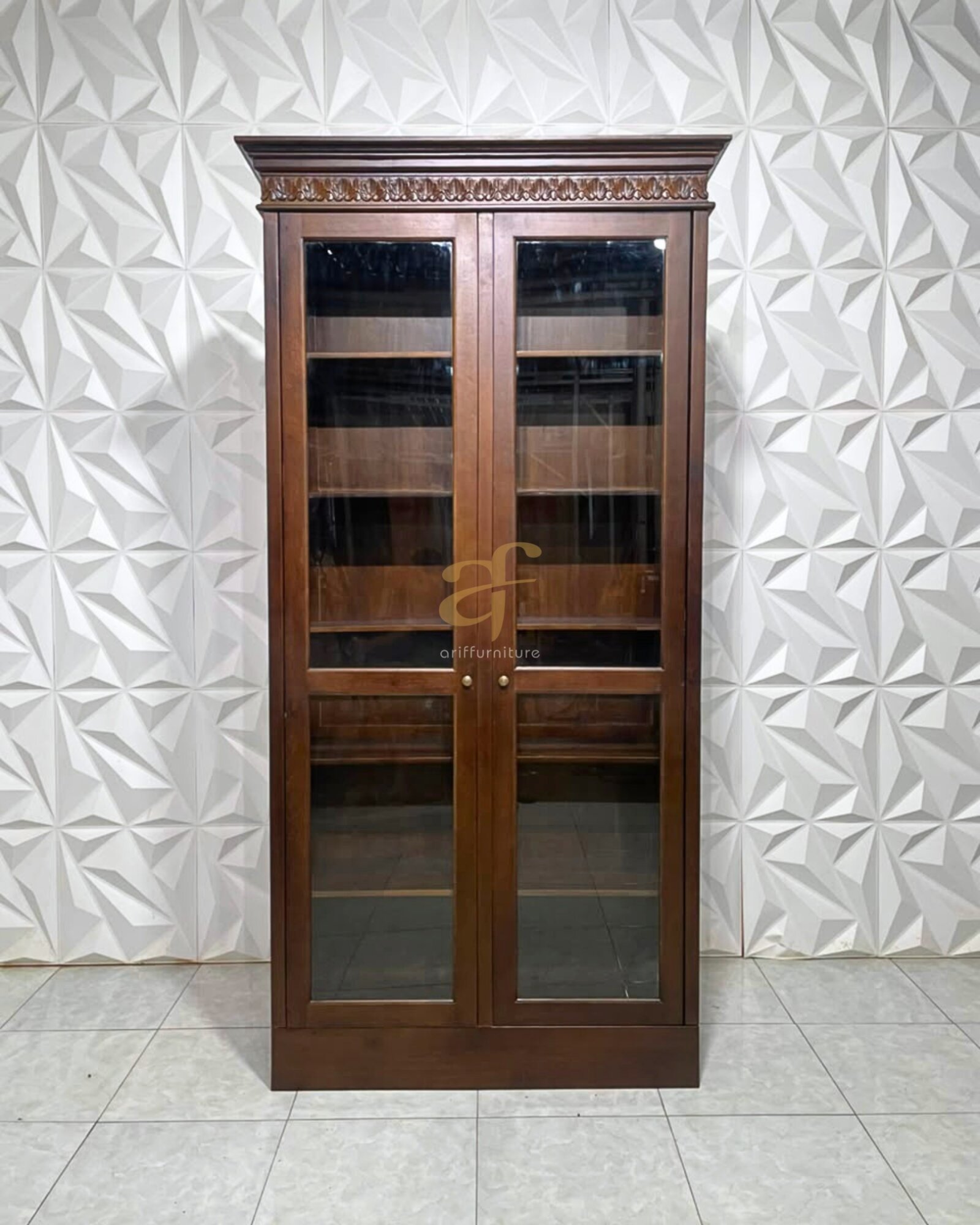 Lemari Hias Minimalis Eveline Luxury Ukir Jepara