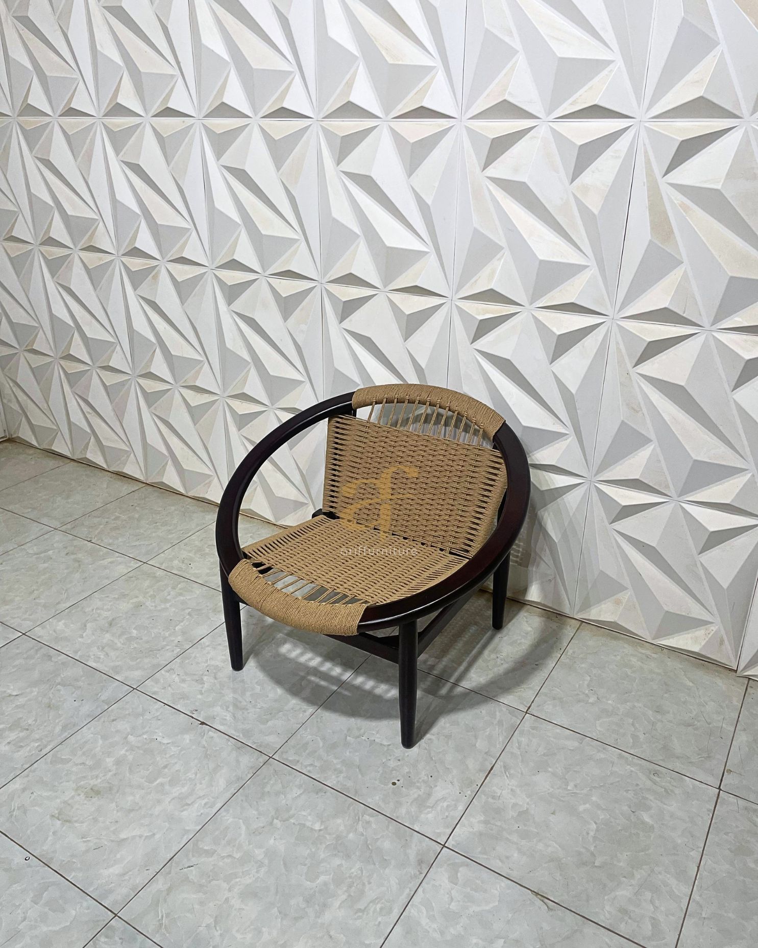 Kursi Cafe Bulat Anyaman Rope Loom Kayu Jati - Gambar 3