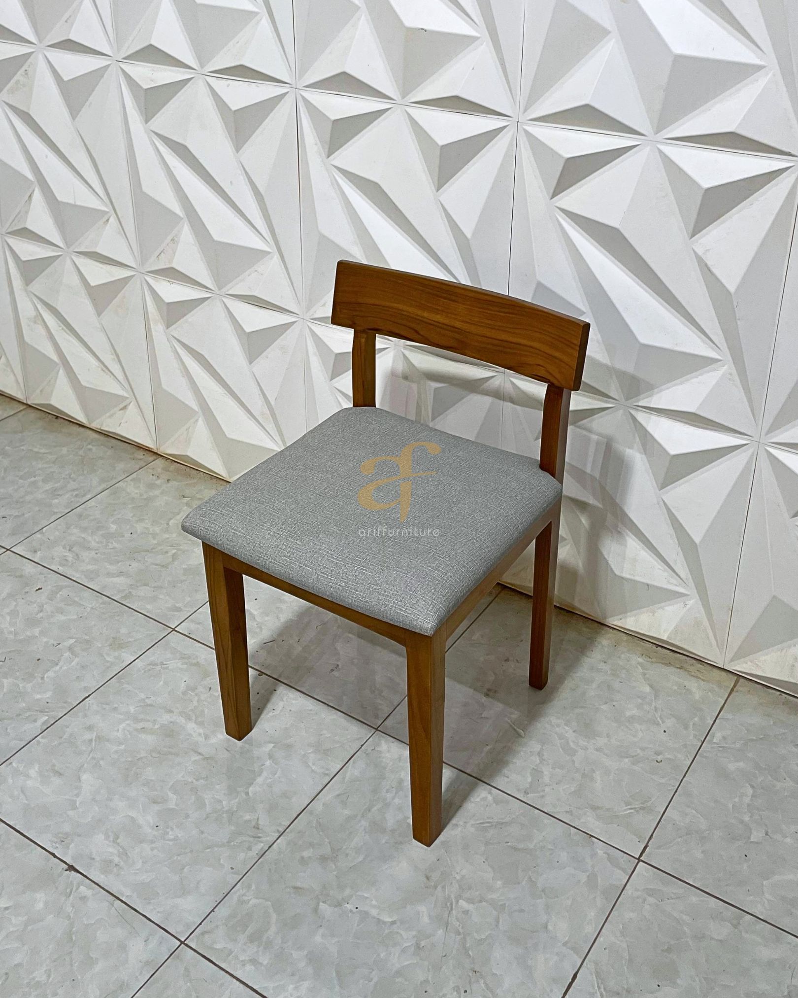 Kursi Makan Cafe Minimalis Retro Custom - Gambar 3